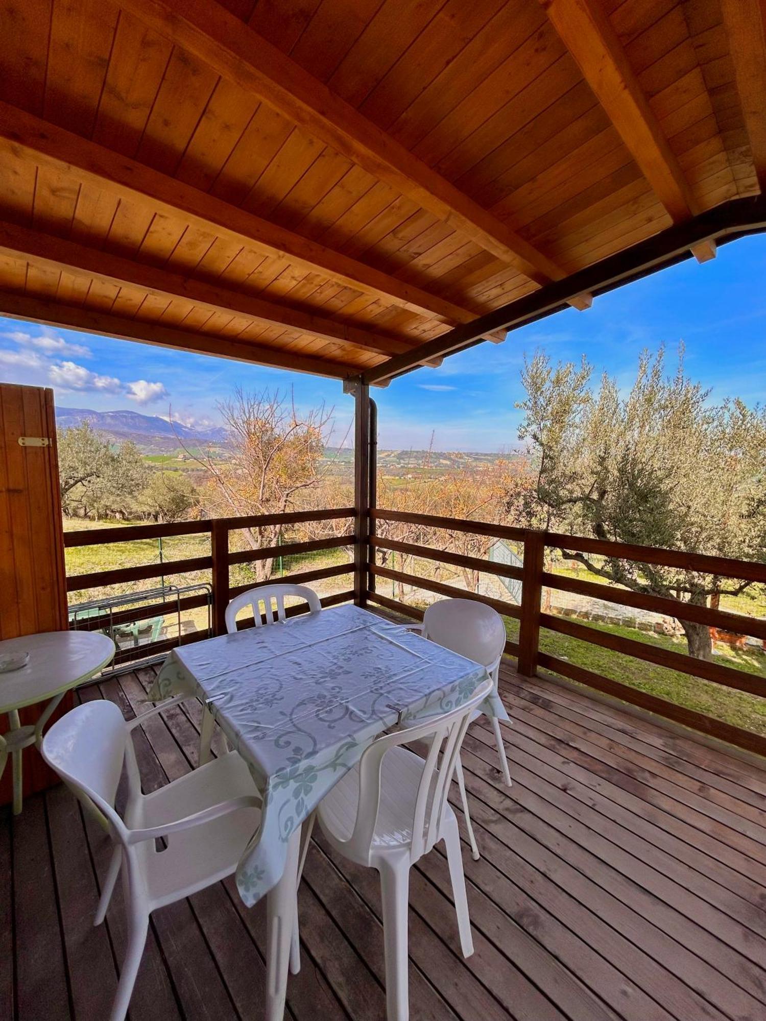 Villa Oasi Macerina Alanno Exterior foto